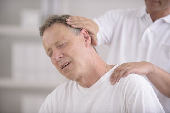 terapia manuale per il dolore al collo