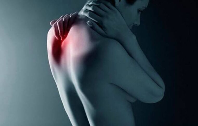 Dolore alle scapole