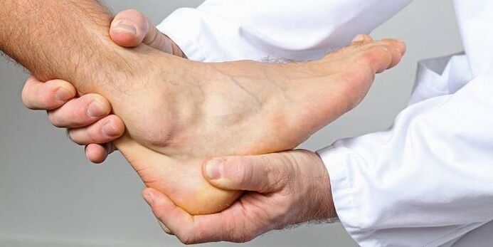 visita specialistica per artrosi della caviglia